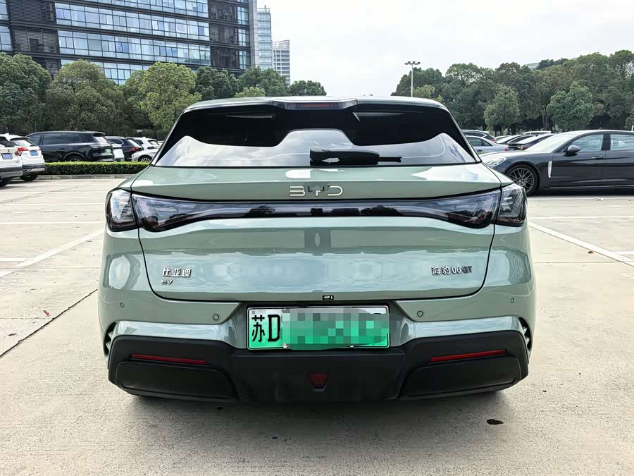 BYD Seal 06GT 2025 car image #11