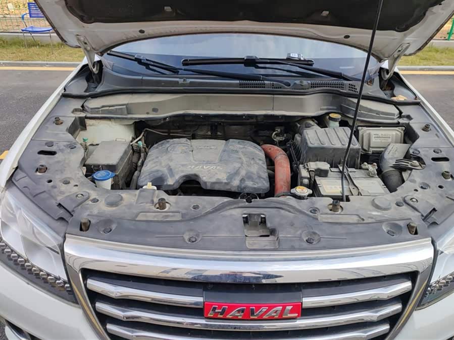 Haval H2 2014 car image #11