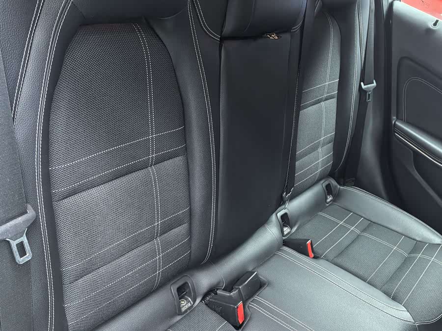 Mercedes-Benz A Class (Imported) 2014 car image #11