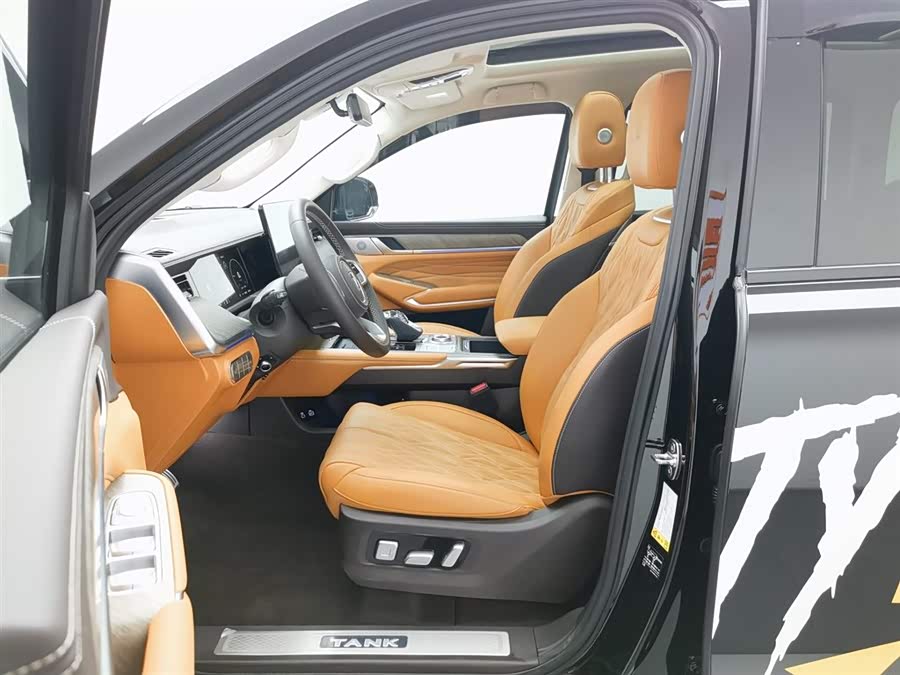 Tank 500 New Energy 2025 immagine di auto #11