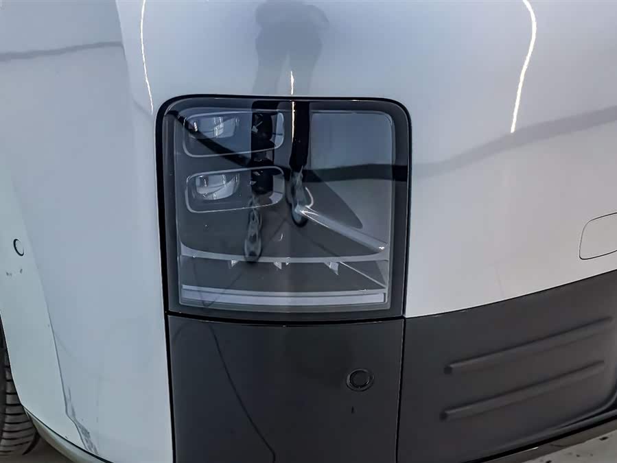 理想汽车 理想MEGA 2024 汽车图片 #11