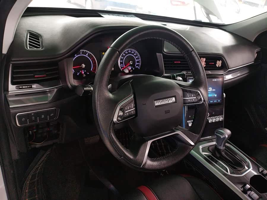 Haval H4 2018 #11 Haval H4 2018 car image #11