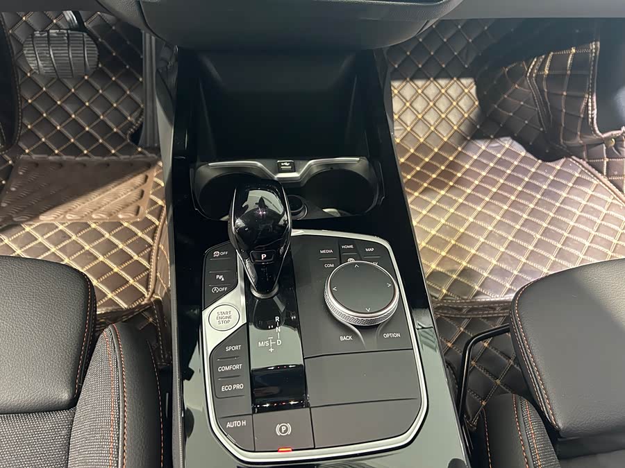 BMW 2 Series (Imported) 2024 immagine di auto #11