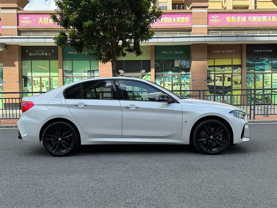 BMW 1 Series 2022 #11 BMW 1 Series 2022 car image #11