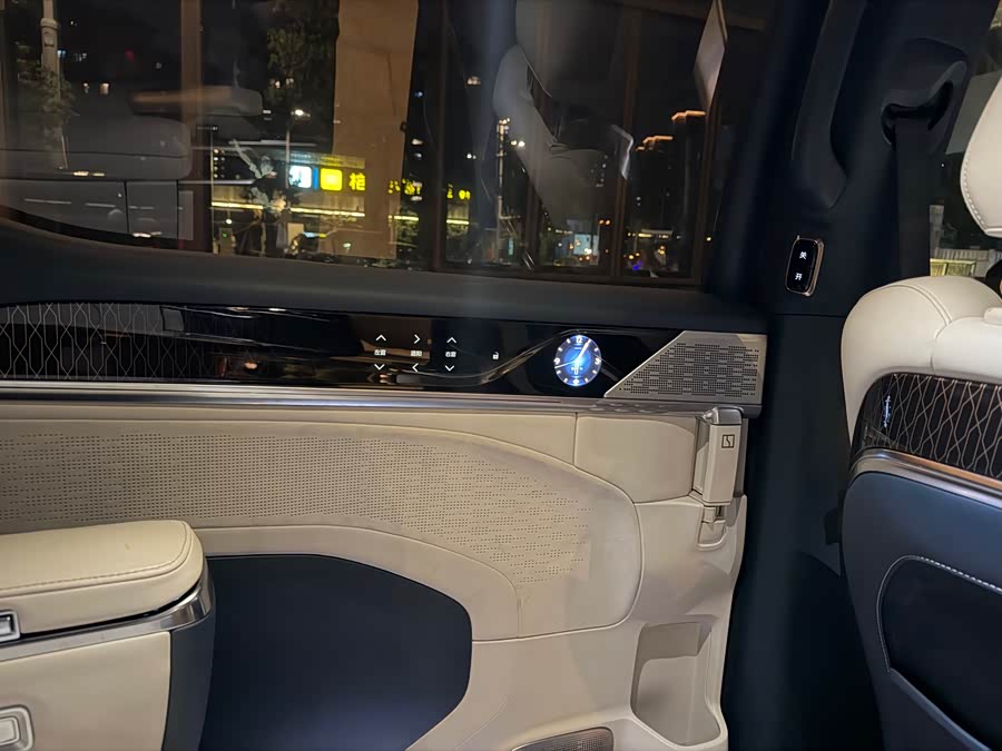 Volkswagen Phideon 2023 immagine di auto #11