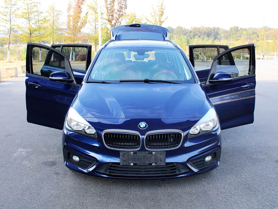 BMW 2 Series Gran Tourer 2017 صورة سيارة #11