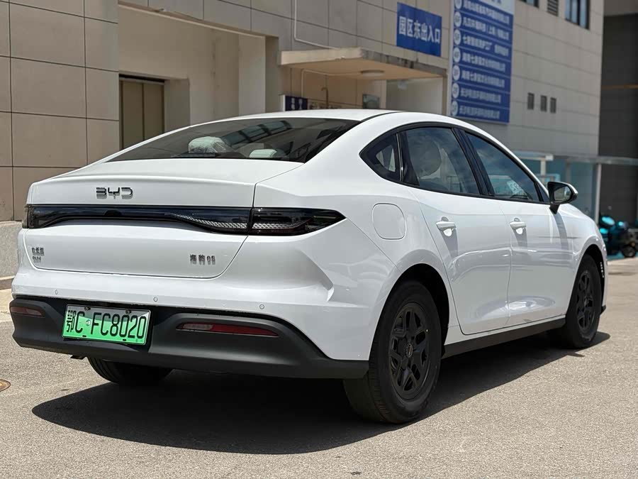 比亚迪 海豹05 DM-i 2025 汽车图片 #11