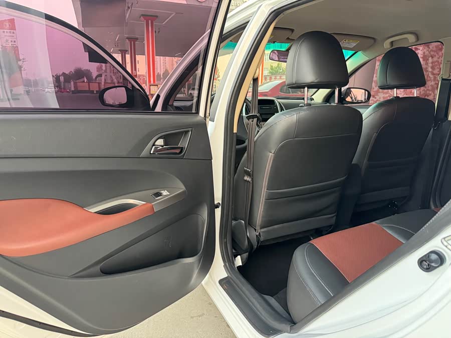 BYD F3 2018 car image #11