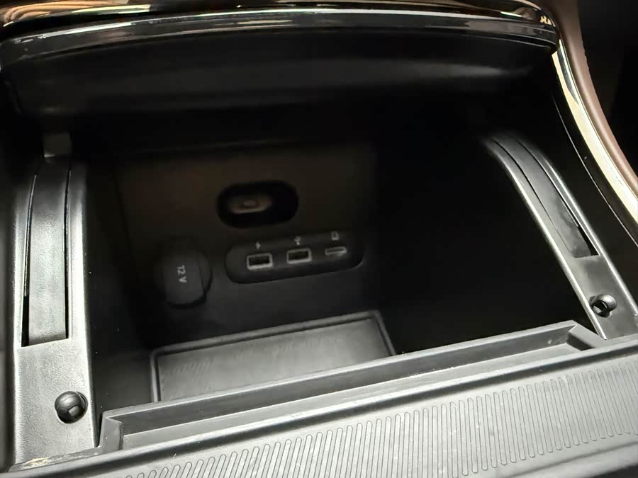 零跑汽车 零跑C01 2022 汽车图片 #11