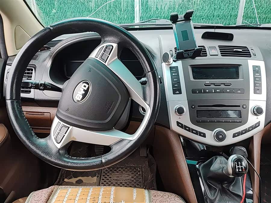 BYD S6 2016 #11 BYD S6 2016 car image #11