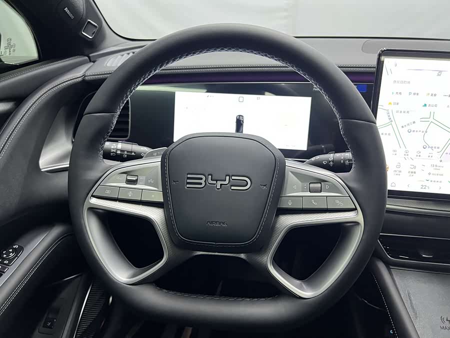 BYD Sea Lion 07 EV 2025 car image #11