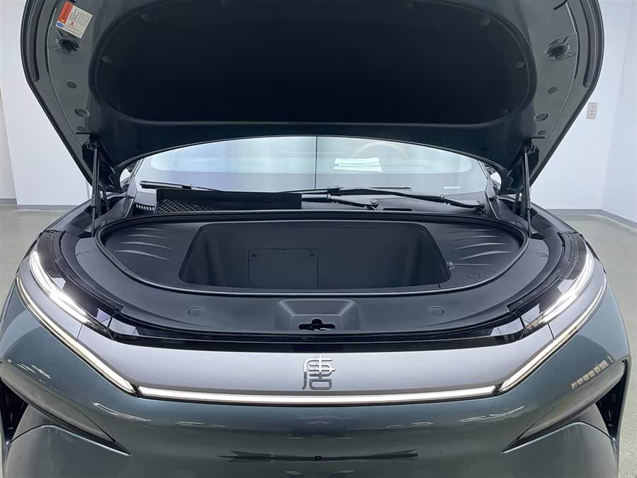BYD Tang L 2025 #11 BYD Tang L 2025 صورة سيارة #11