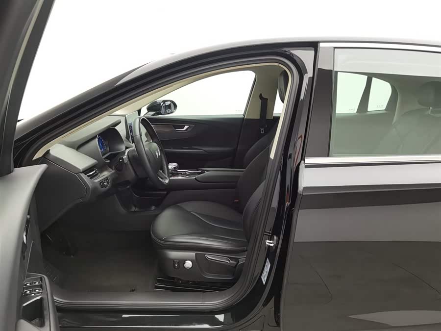 HongQi E-QM5 2023 #11 HongQi E-QM5 2023 car image #11