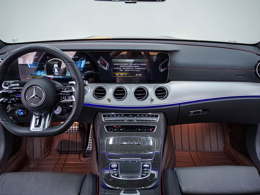 Mercedes-Benz E AMG 2022 صورة سيارة #11