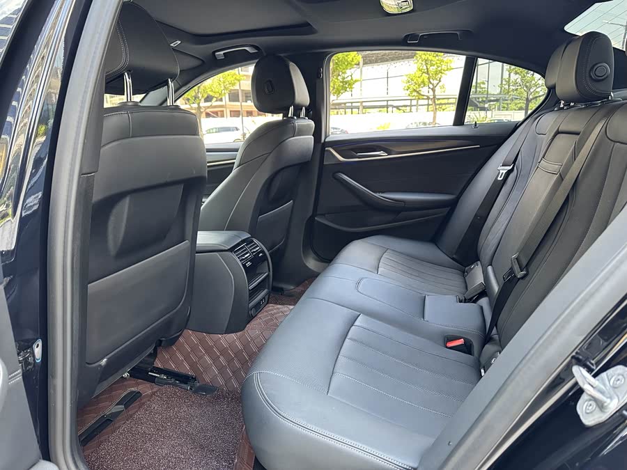 BMW 5 Series (Imported) 2021 car image #11