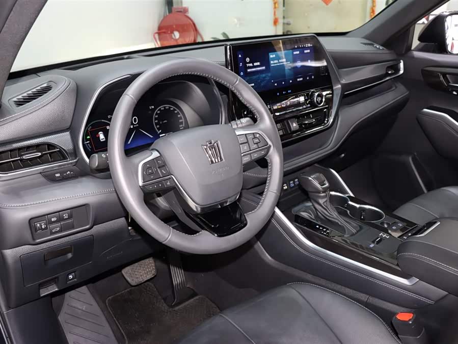 Toyota Crown Kluger 2022 car image #11