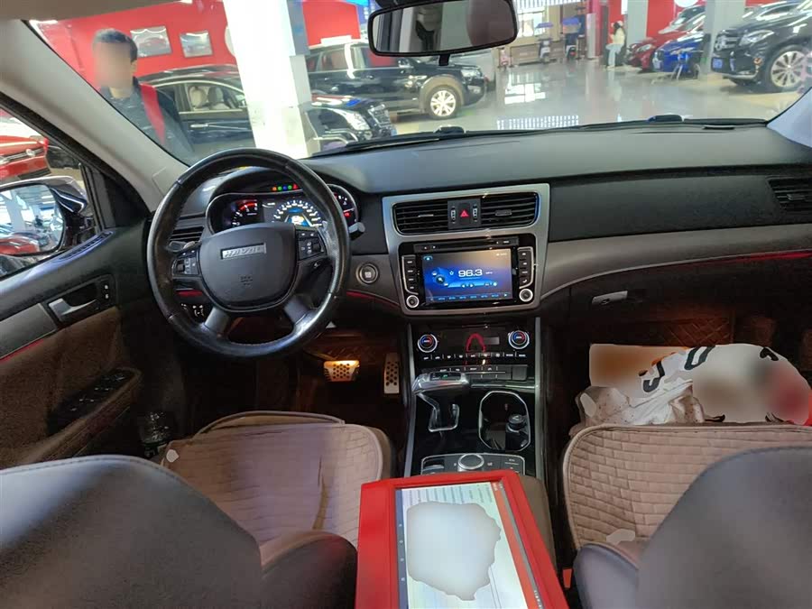 Haval H8 2018 изображение автомобиля #11