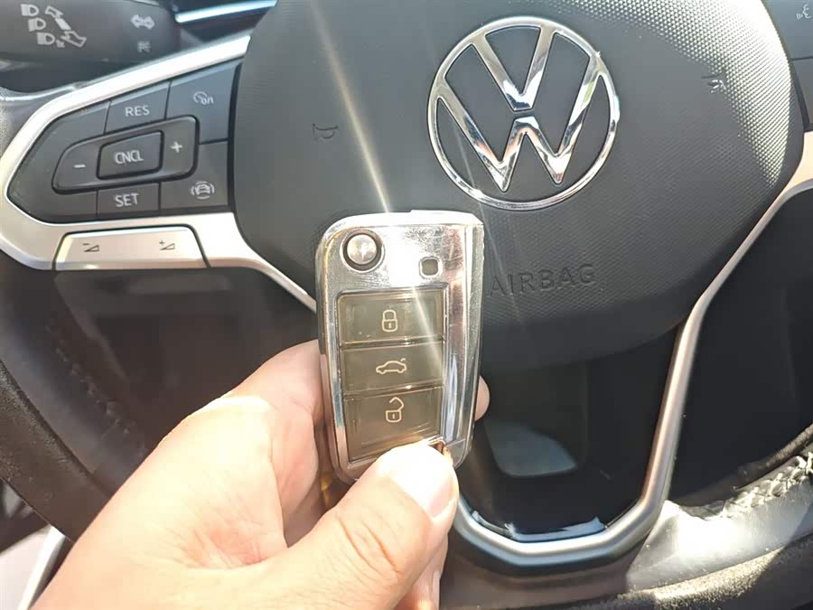 Volkswagen Tayron GTE 2021 car image #11