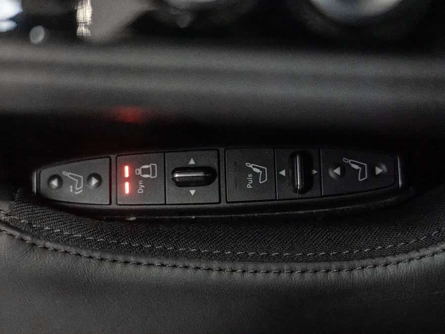 Mercedes-Benz CLS AMG 2016 car image #11