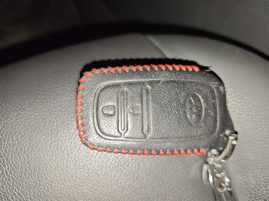 Toyota RAV4 Hybird E+ 2022 #11 Toyota RAV4 Hybird E+ 2022 immagine di auto #11