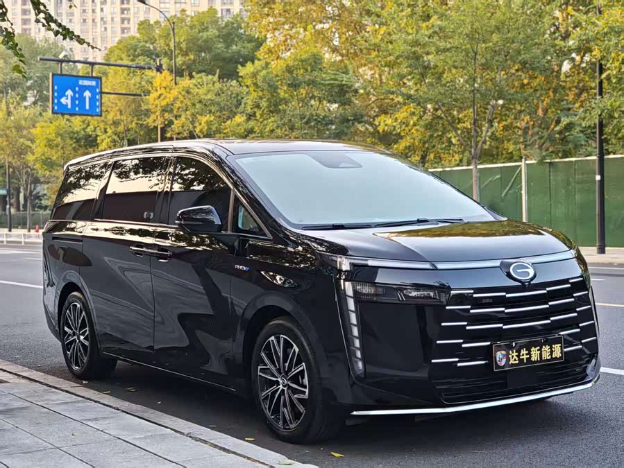 GAC Trumpchi E8 New Energy 2024 #11 GAC Trumpchi E8 New Energy 2024 car image #11