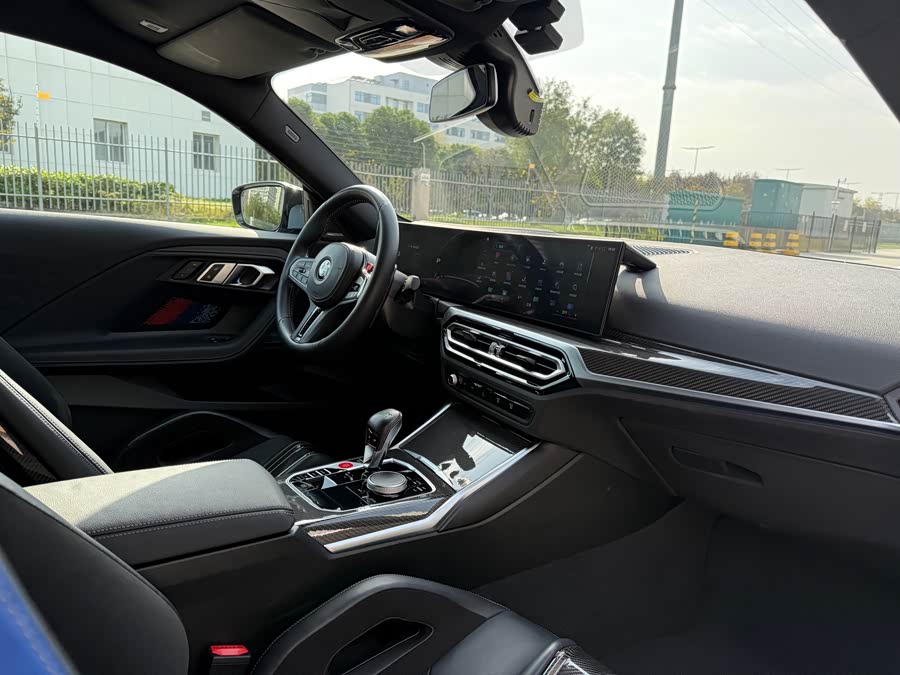 BMW M2 2023 car image #11