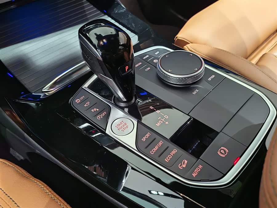 Volkswagen Bora Classic 2024 #11 Volkswagen Bora Classic 2024 imagem de carro #11