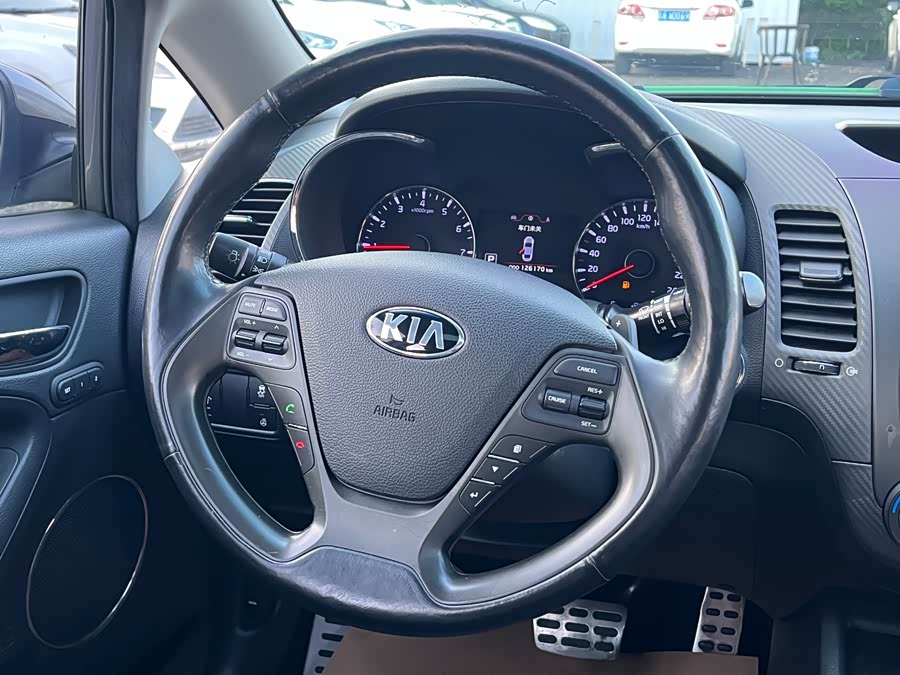 Kia Forte Koup 2014 car image #11