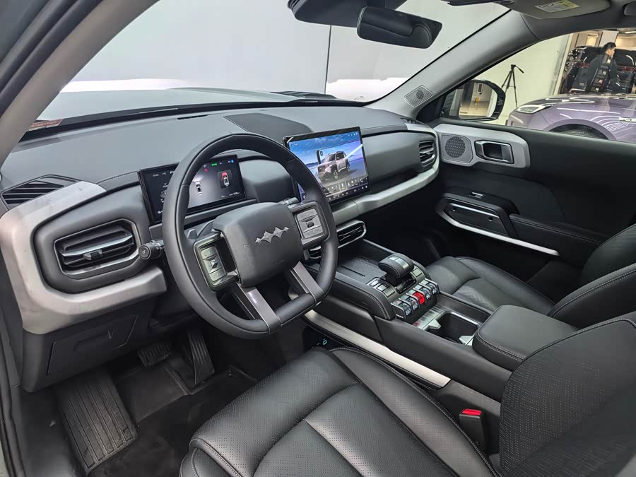 FangChengBao Tiger 3 2025 #11 FangChengBao Tiger 3 2025 car image #11