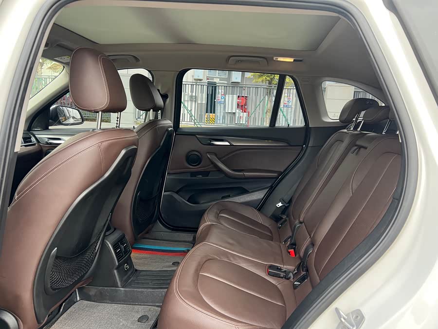 BMW X1 New Energy 2018 car image #11