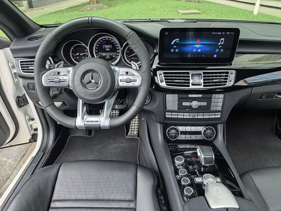 Mercedes-Benz CLS AMG 2017 car image #11