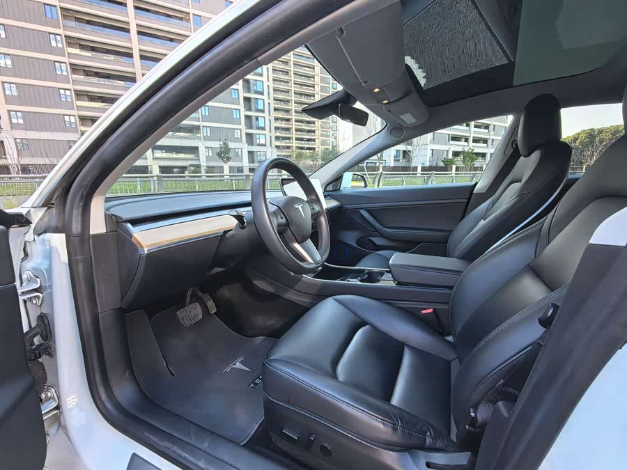 Tesla Model 3 2020 image de voiture #11