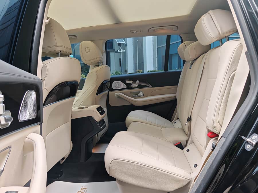 Mercedes-Benz GLS Class 2020 immagine di auto #11