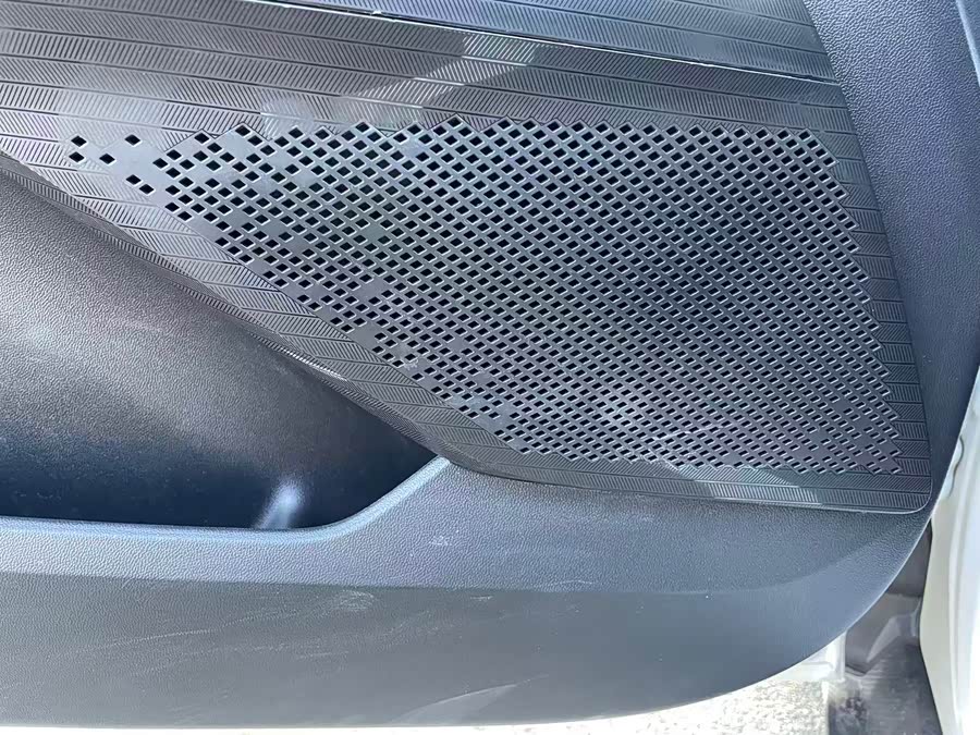 Changan Lamore 2023 car image #11