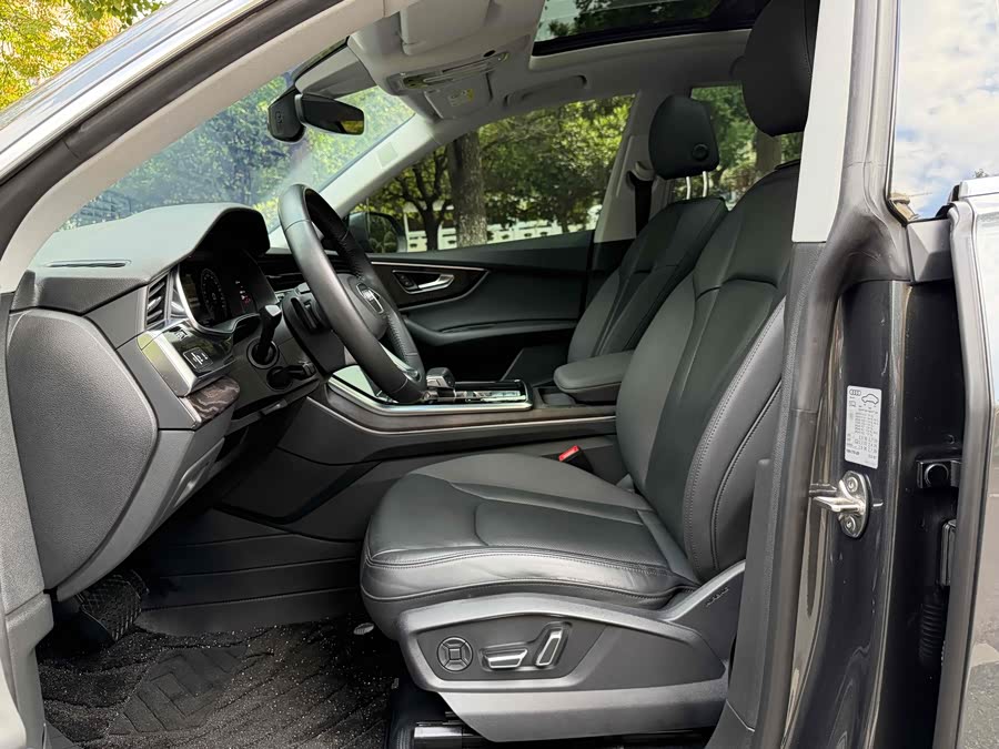 Audi Q8 2020 #11 Audi Q8 2020 car image #11