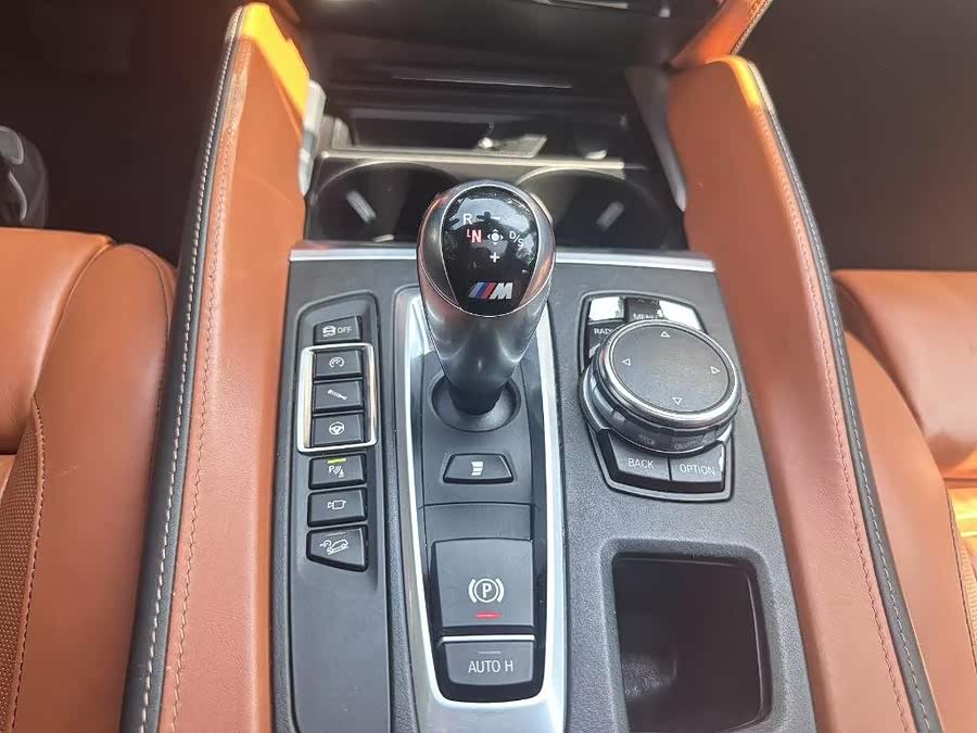 BMW X5 M 2017 car image #11