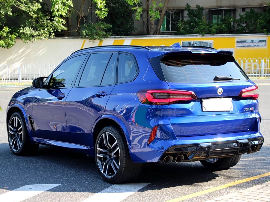 BMW X5 M 2023 #11 BMW X5 M 2023 car image #11