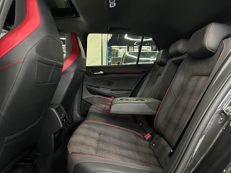 Volkswagen GolfGTI 2022 car image #11