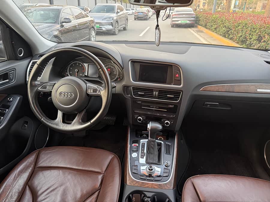 Audi Q5 2015 #11 Audi Q5 2015 изображение автомобиля #11