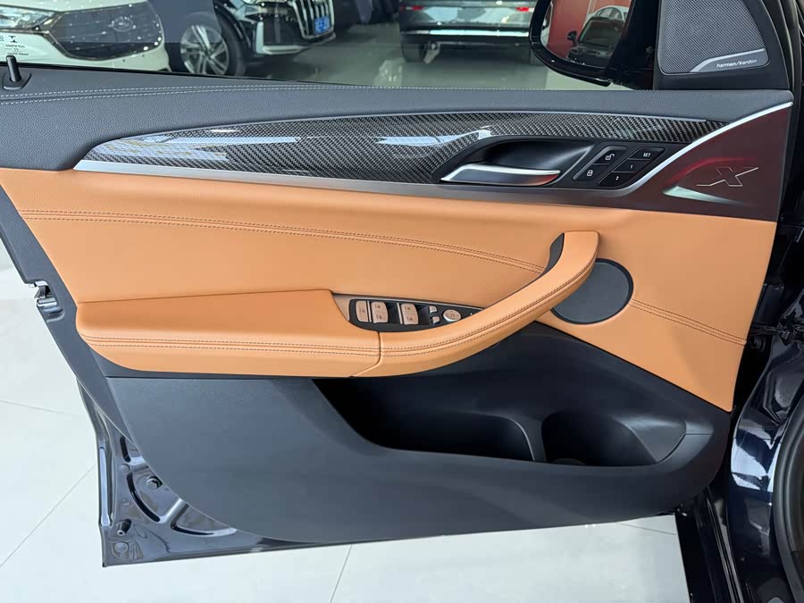 BMW X3 M40i 2023 #11 BMW X3 M40i 2023 car image #11