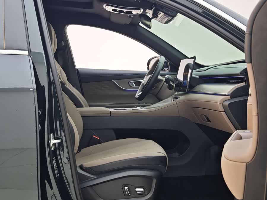 Chery Tiggo 8 Plus 2024 image de voiture #11