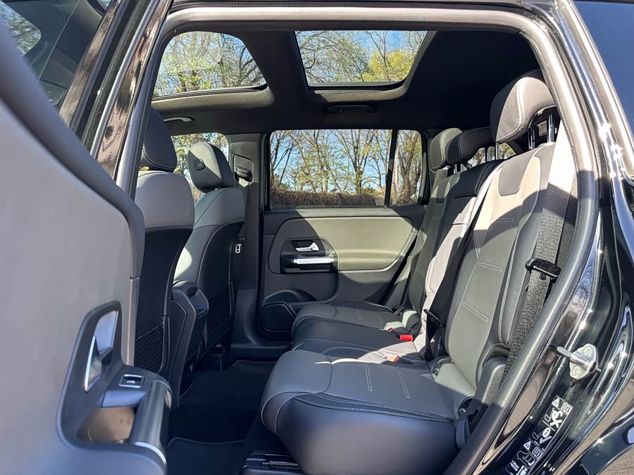 Mercedes-Benz GLB AMG 2022 #11 Mercedes-Benz GLB AMG 2022 car image #11