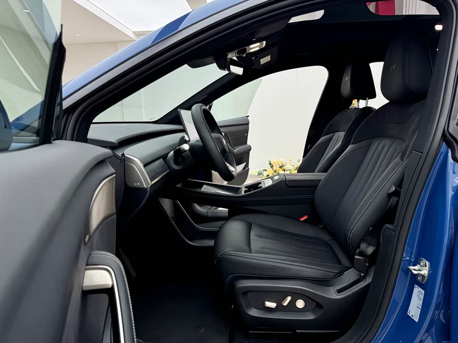 2024 car image #11