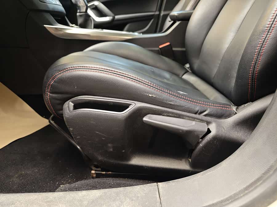 Peugeot 408 2016 car image #11