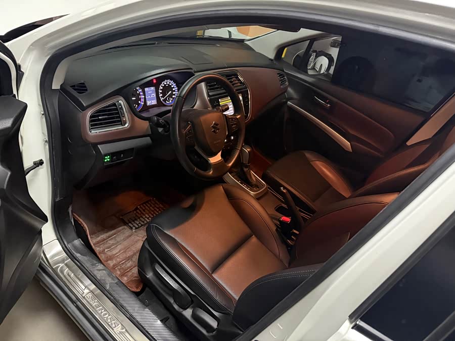 铃木 骁途 2017 汽车图片 #11