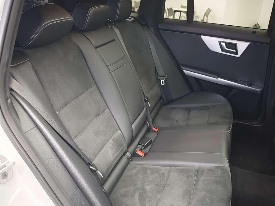 Mercedes-Benz GLK Class 2015 car image #11