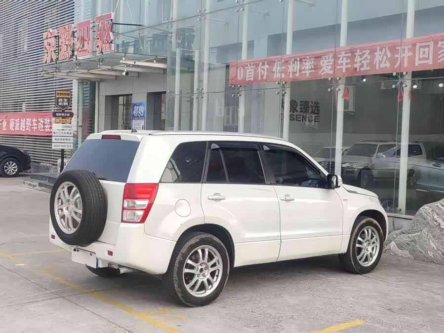 铃木 超级维特拉 2012 汽车图片 #11