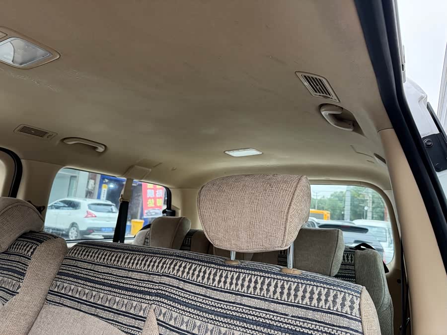 Hyundai H-1 2012 #11 Hyundai H-1 2012 car image #11