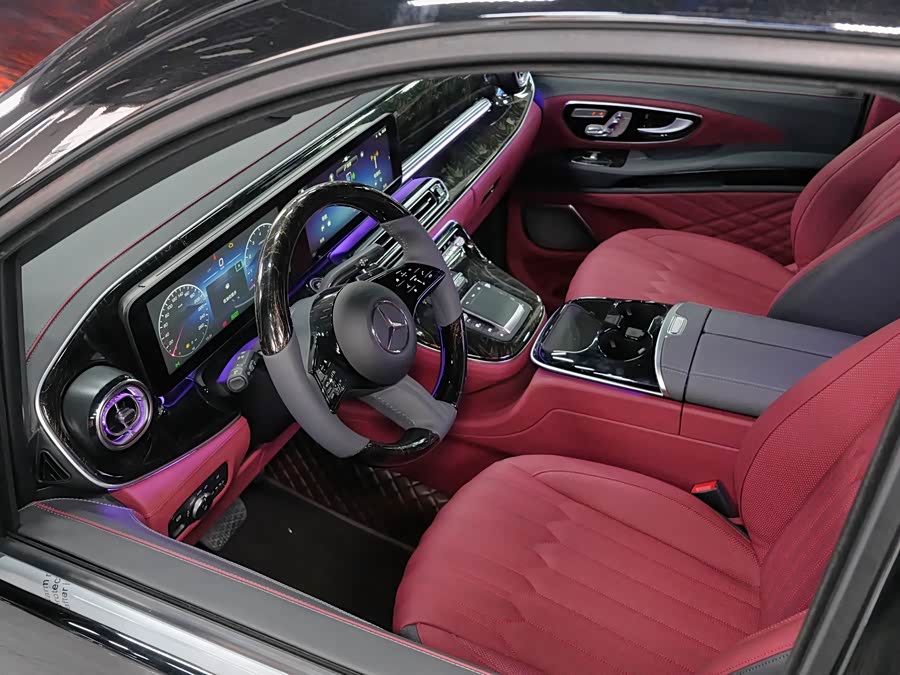 Mercedes-Benz Vito 2025 car image #11