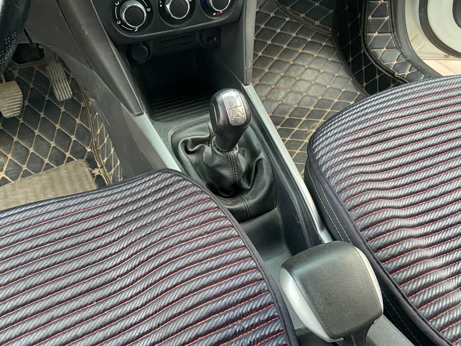 Citroen C-Elysée 2018 #11 Citroen C-Elysée 2018 immagine di auto #11